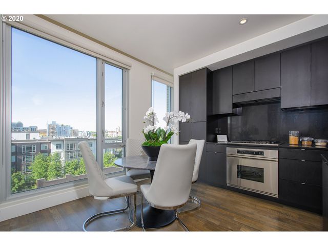 937 Nw GLISAN St 732, Portland, OR 97209