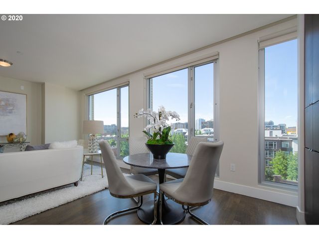 937 Nw GLISAN St 732, Portland, OR 97209