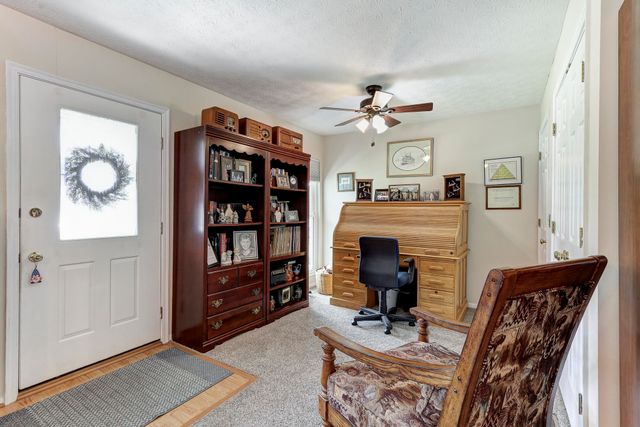1724 Persimmon Court, Florence, KY 41042