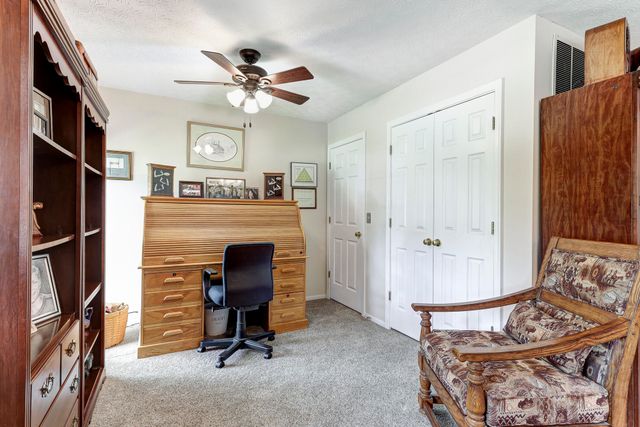 1724 Persimmon Court, Florence, KY 41042