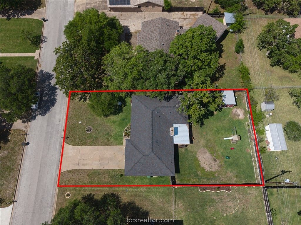 3613 Oak Ridge, Bryan, TX 77802 — photo 3