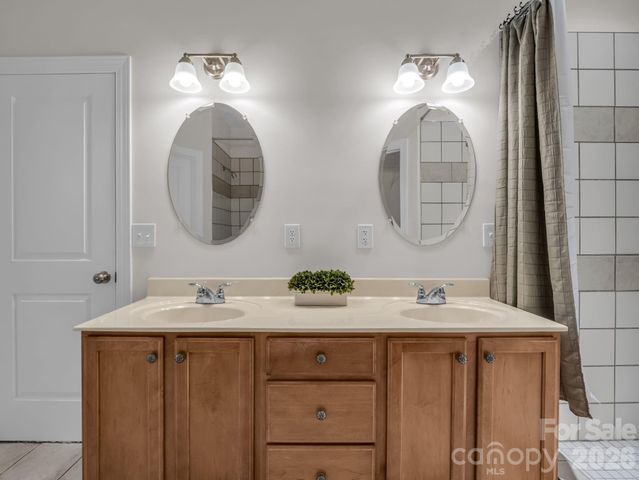 7 Saint Andrews Road, Arden, NC 28704