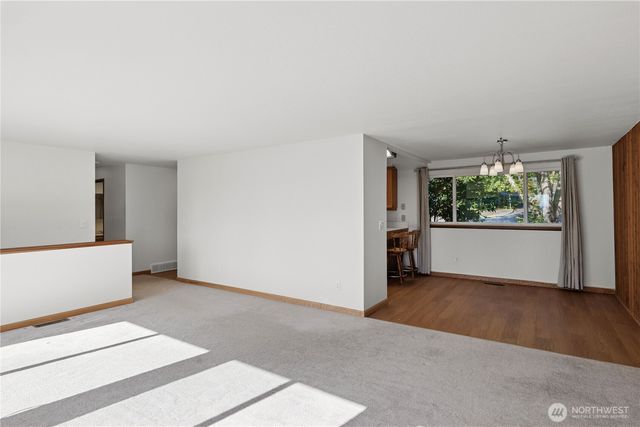 16226 NE 57th Street, Redmond, WA 98065