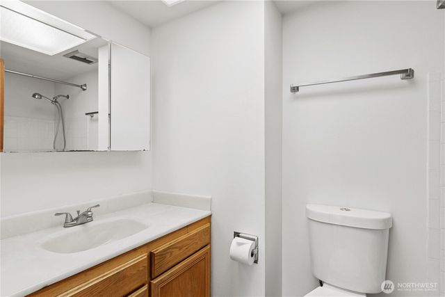 16226 NE 57th Street, Redmond, WA 98065