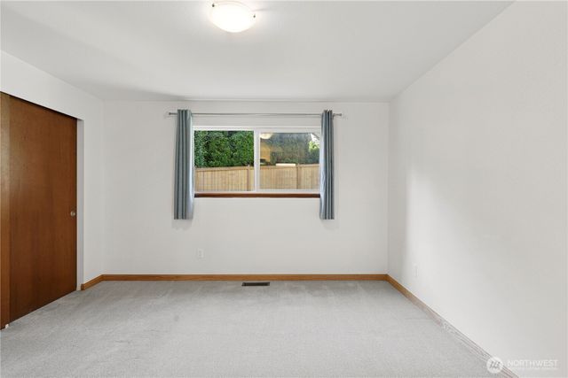 16226 NE 57th Street, Redmond, WA 98065