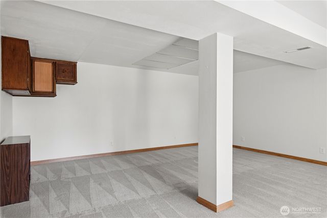 16226 NE 57th Street, Redmond, WA 98065