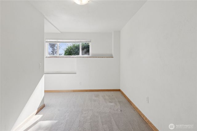 16226 NE 57th Street, Redmond, WA 98065