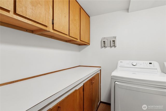 16226 NE 57th Street, Redmond, WA 98065