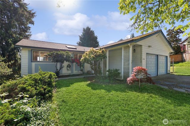 16226 NE 57th Street, Redmond, WA 98065