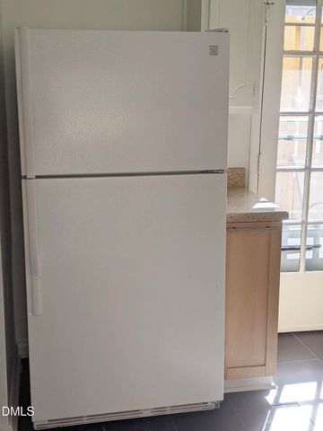 220 Elizabeth Street Apt B6, Chapel Hill, NC 27514