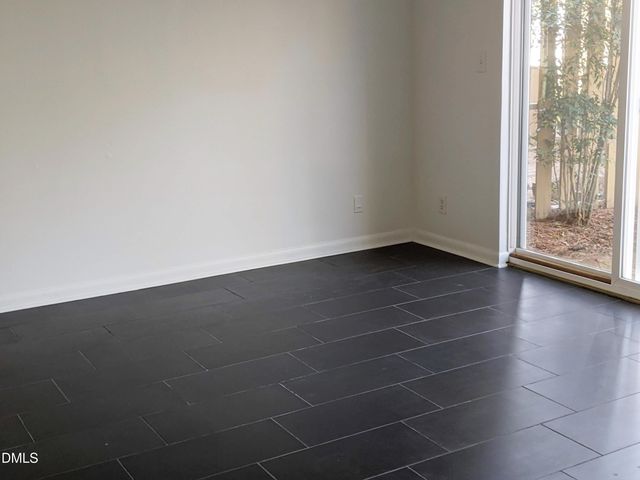 220 Elizabeth Street Apt B6, Chapel Hill, NC 27514