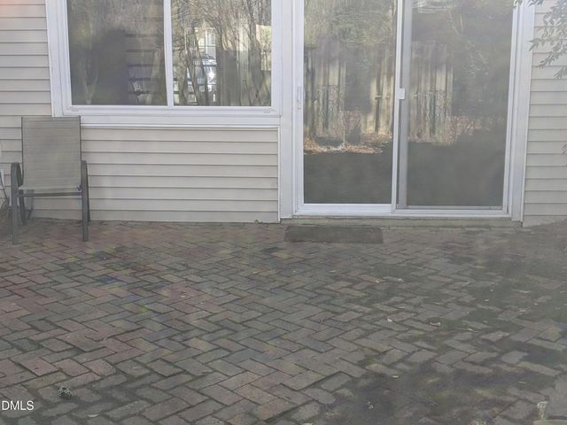 220 Elizabeth Street Apt B6, Chapel Hill, NC 27514