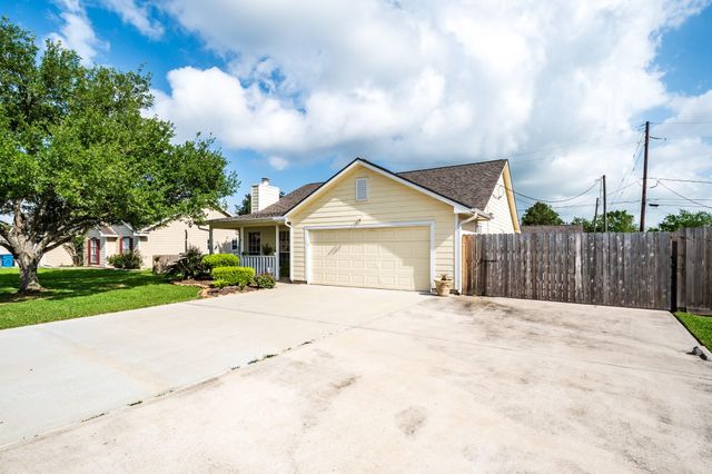 1311 Alpha Lane, Crosby, TX 77532