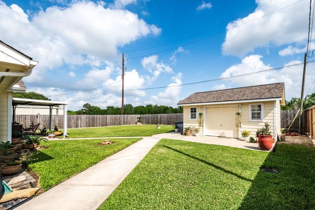 1311 Alpha Lane, Crosby, TX 77532