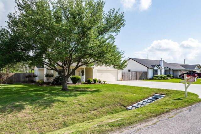 1311 Alpha Lane, Crosby, TX 77532