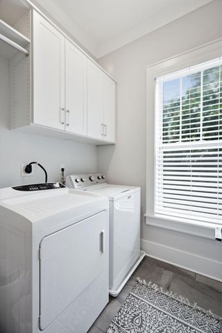 881 Ashley Avenue, Charleston, SC 29403