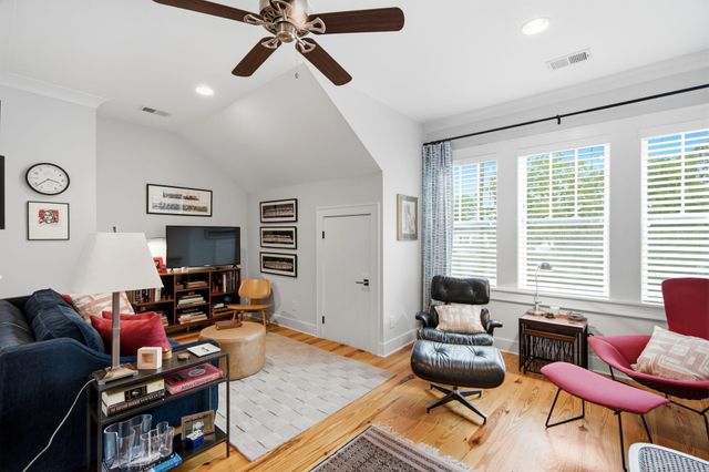 881 Ashley Avenue, Charleston, SC 29403