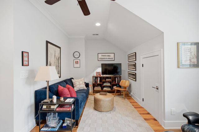 881 Ashley Avenue, Charleston, SC 29403