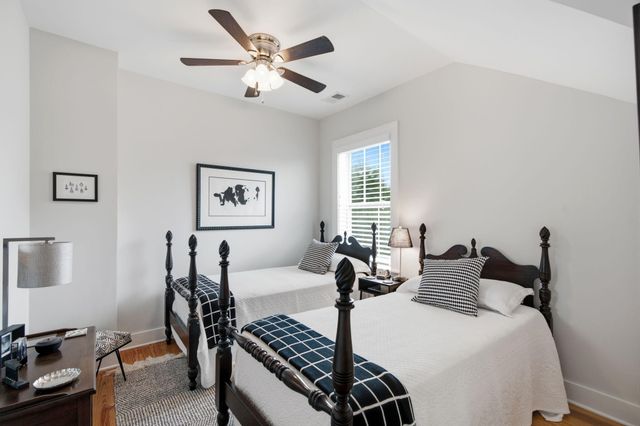 881 Ashley Avenue, Charleston, SC 29403