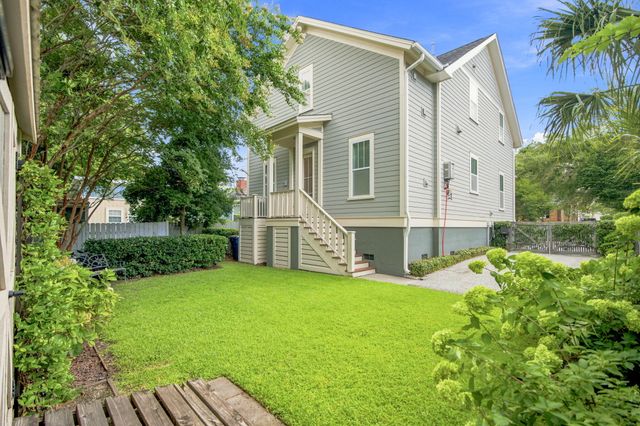 881 Ashley Avenue, Charleston, SC 29403