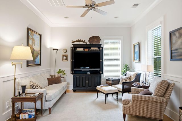 881 Ashley Avenue, Charleston, SC 29403