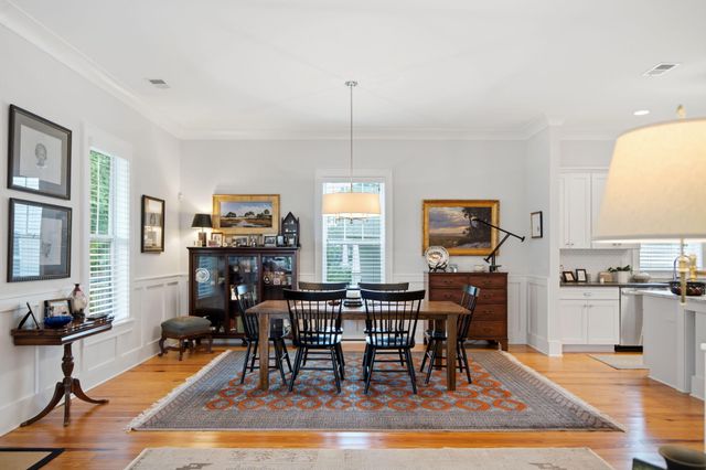 881 Ashley Avenue, Charleston, SC 29403