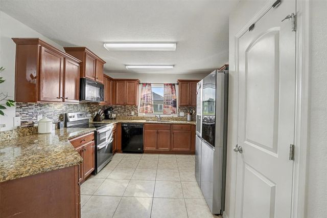 5630 ELSINORE WAY, Lakeland, FL 33805