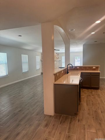 15727 cotton tail, San Antonio, TX 78255