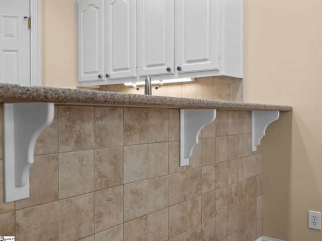 215 Arbours Commons Court, Spartanburg, SC 29307