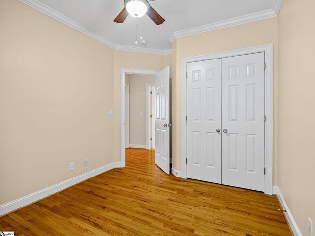 215 Arbours Commons Court, Spartanburg, SC 29307
