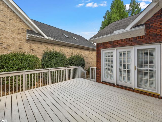 215 Arbours Commons Court, Spartanburg, SC 29307