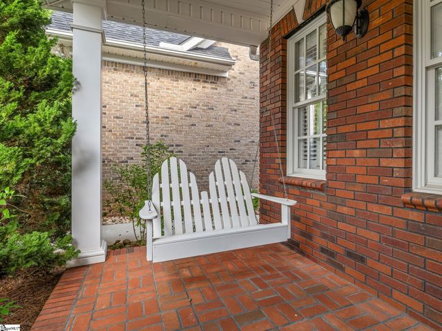 215 Arbours Commons Court, Spartanburg, SC 29307