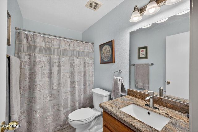 552 E JASPER Drive, Gilbert, AZ 85296