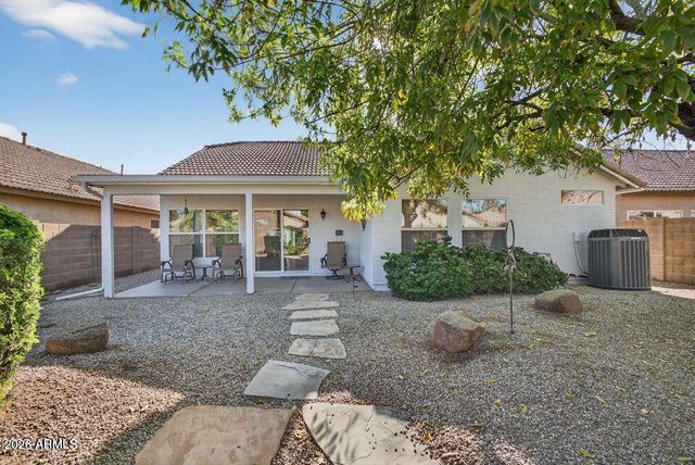 552 E JASPER Drive, Gilbert, AZ 85296