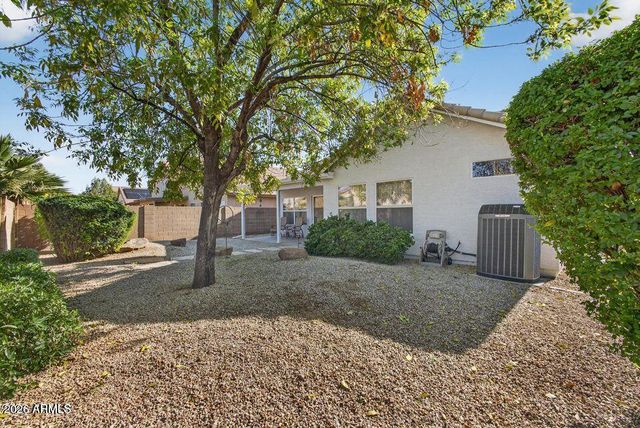 552 E JASPER Drive, Gilbert, AZ 85296