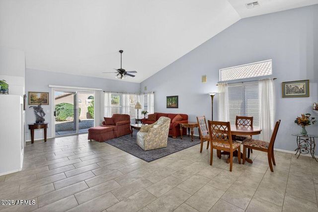 552 E JASPER Drive, Gilbert, AZ 85296