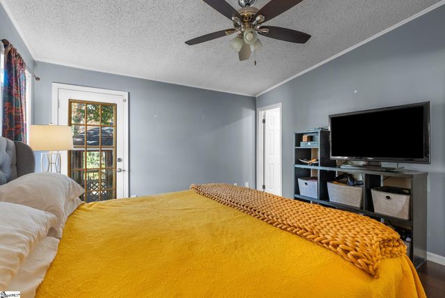 1067 Summit Drive, Greenville, SC 29609