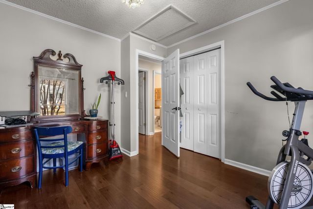 1067 Summit Drive, Greenville, SC 29609