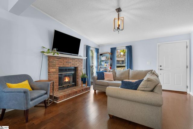 1067 Summit Drive, Greenville, SC 29609