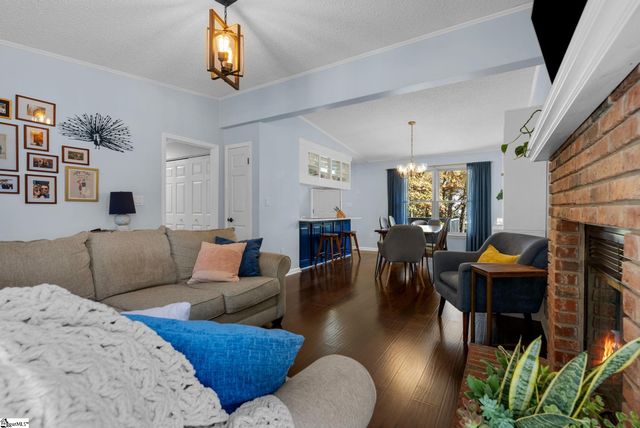 1067 Summit Drive, Greenville, SC 29609