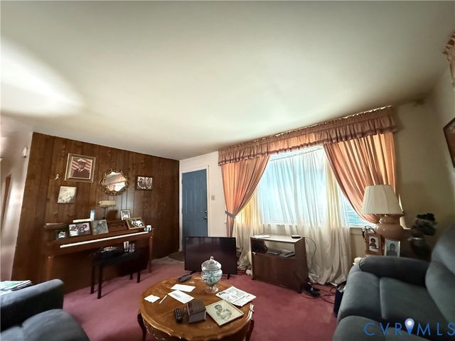 2211 Apollo Rd, Fairfield, VA 23223