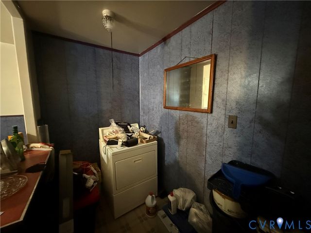 2211 Apollo Rd, Fairfield, VA 23223