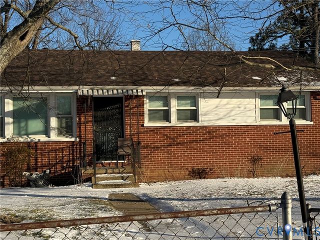 2211 Apollo Rd, Fairfield, VA 23223