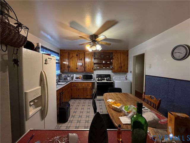 2211 Apollo Rd, Fairfield, VA 23223