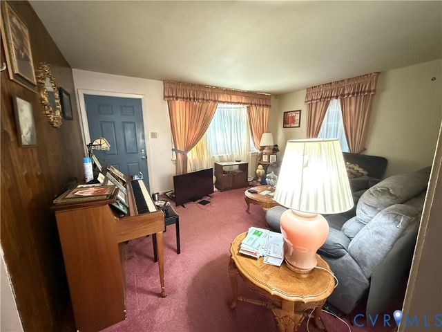 2211 Apollo Rd, Fairfield, VA 23223