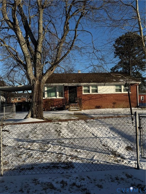 2211 Apollo Rd, Fairfield, VA 23223