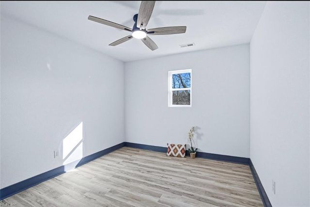 1112 37th ST, Newport News, VA 23607