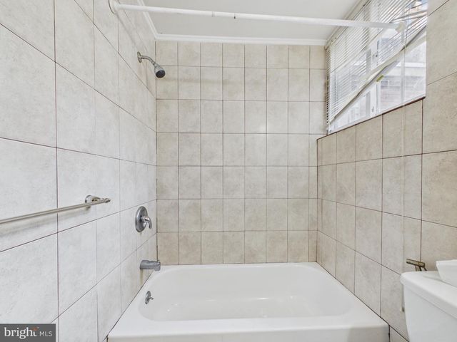 521 N 35TH ST, Philadelphia, PA 19104