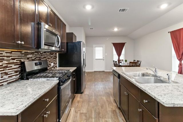 2845 Wolfcreek, New Braunfels, TX 78130