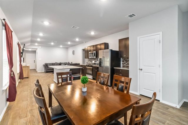 2845 Wolfcreek, New Braunfels, TX 78130